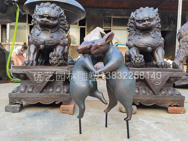 銅兔子一家 銅兔子一家