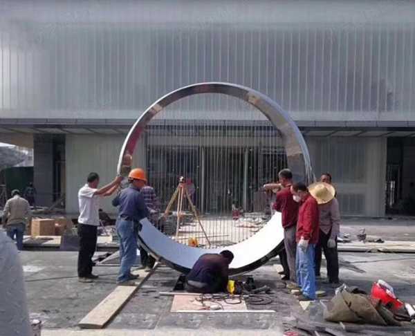 現(xiàn)代園林景觀雕塑如何進(jìn)行包裝運(yùn)輸？?jī)?yōu)藝雕塑廠家為您支招